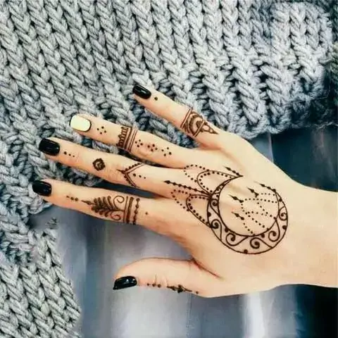 Скачать Eid Henna Designs [Разблокированная версия] на Андроид