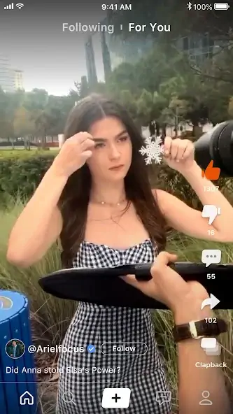 Скачать Clapper: Video, Live, Chat [Без рекламы] на Андроид